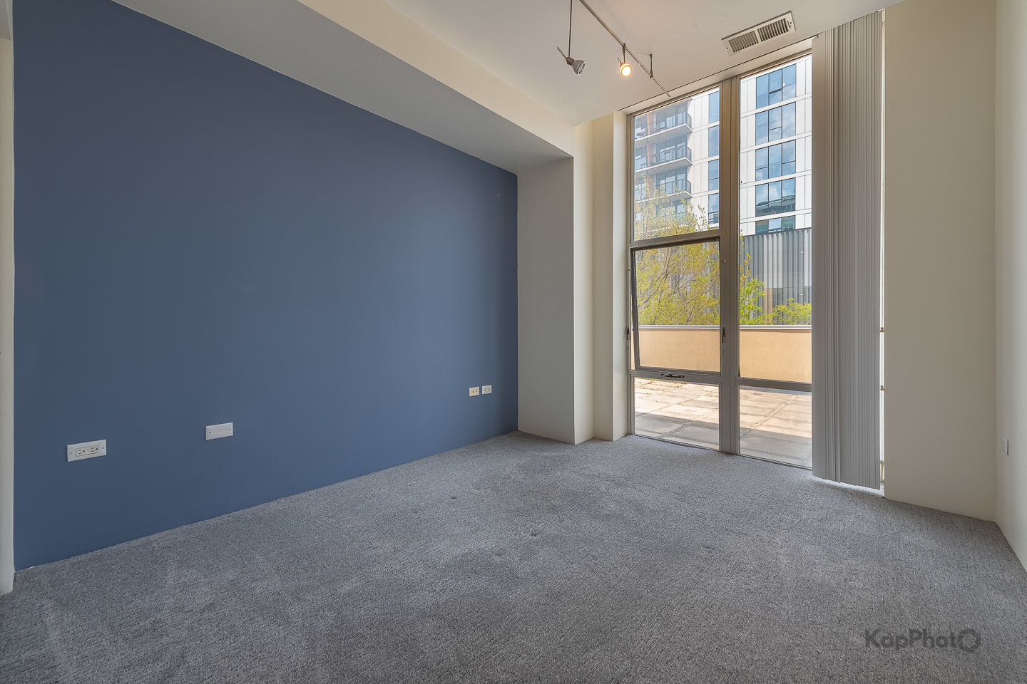 1720 Oak Avenue Unit: 201