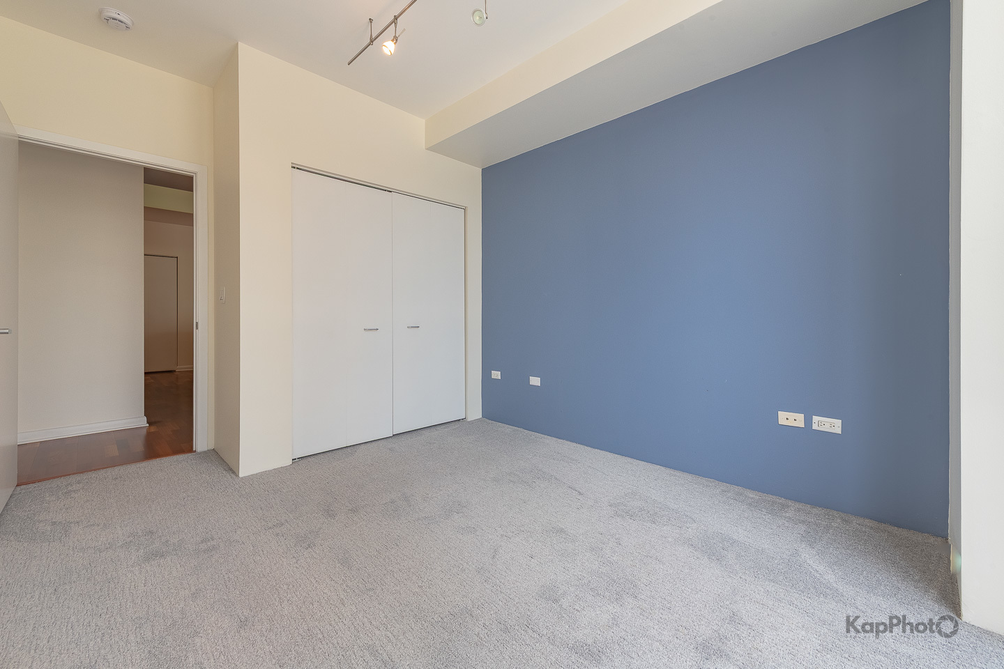1720 Oak Avenue Unit: 201
