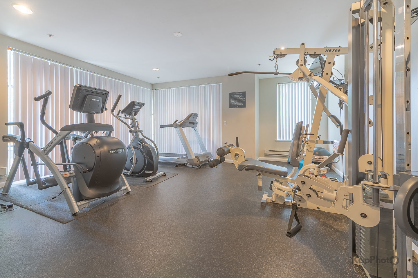 1720 Oak Avenue Unit: 201