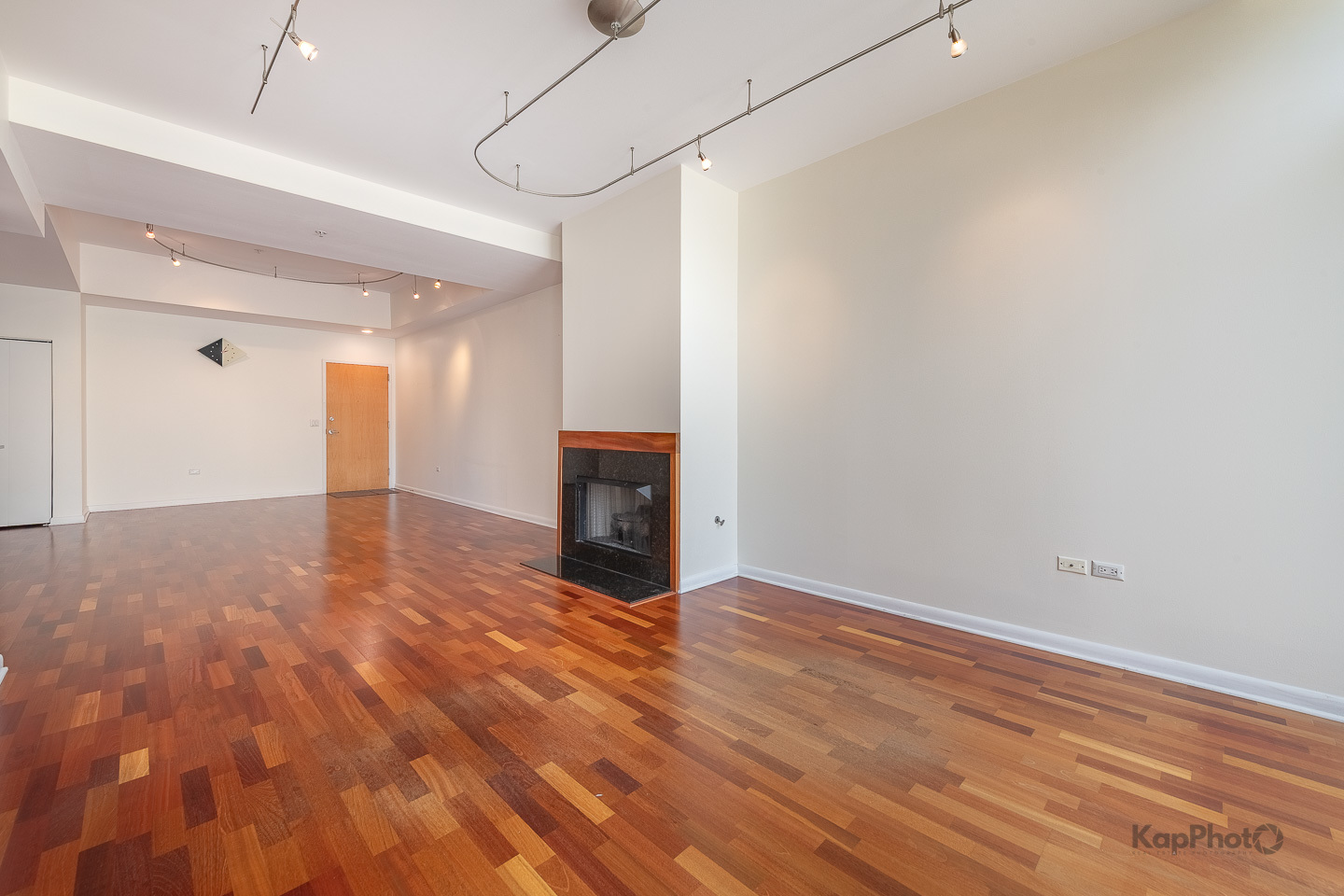1720 Oak Avenue Unit: 201