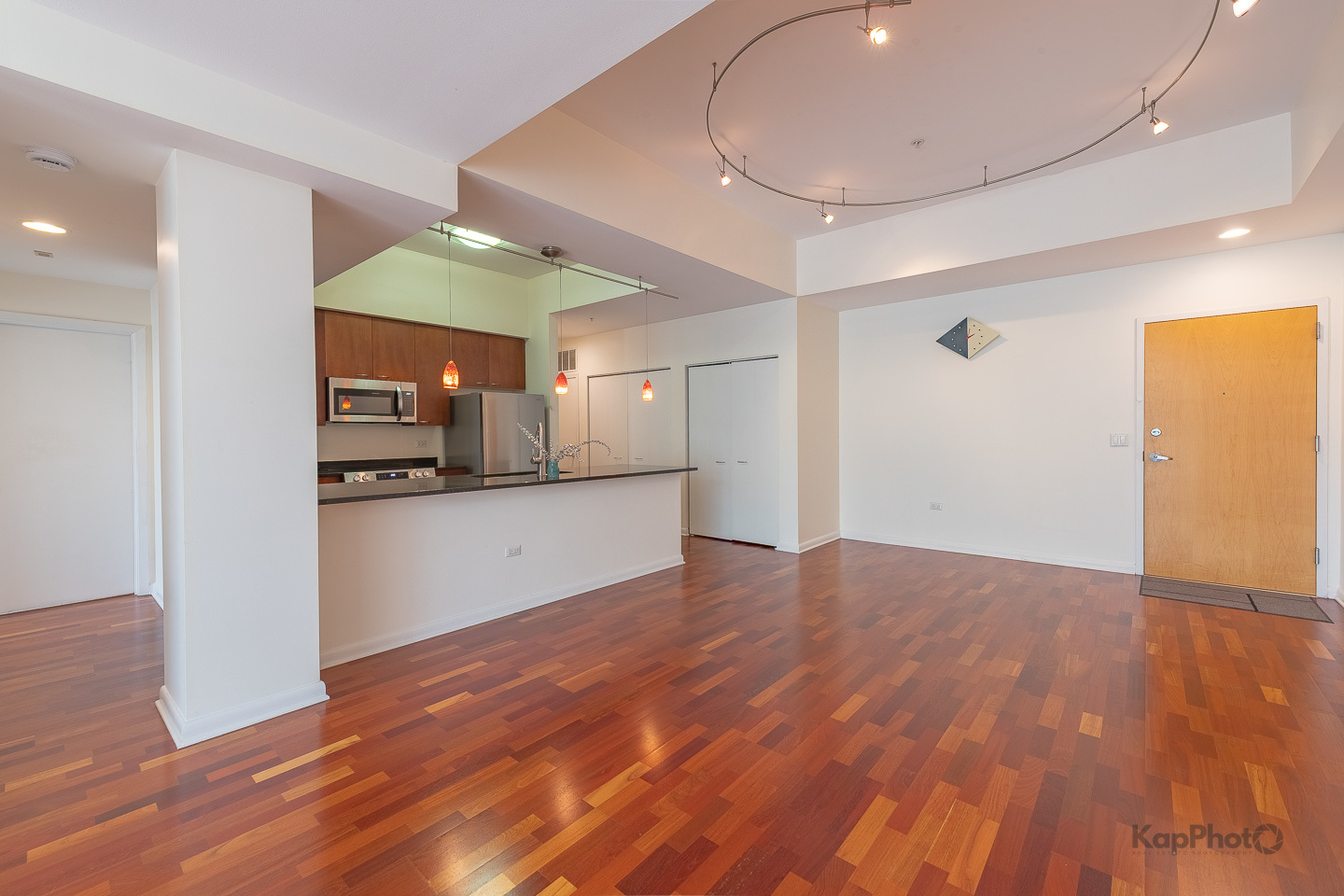 1720 Oak Avenue Unit: 201
