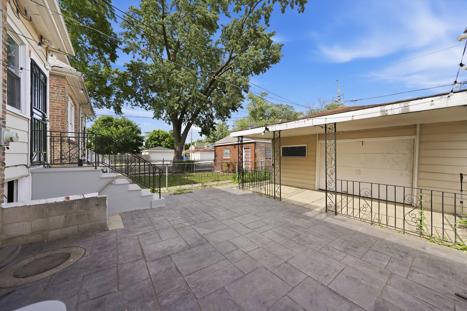 10203 S Sangamon Street