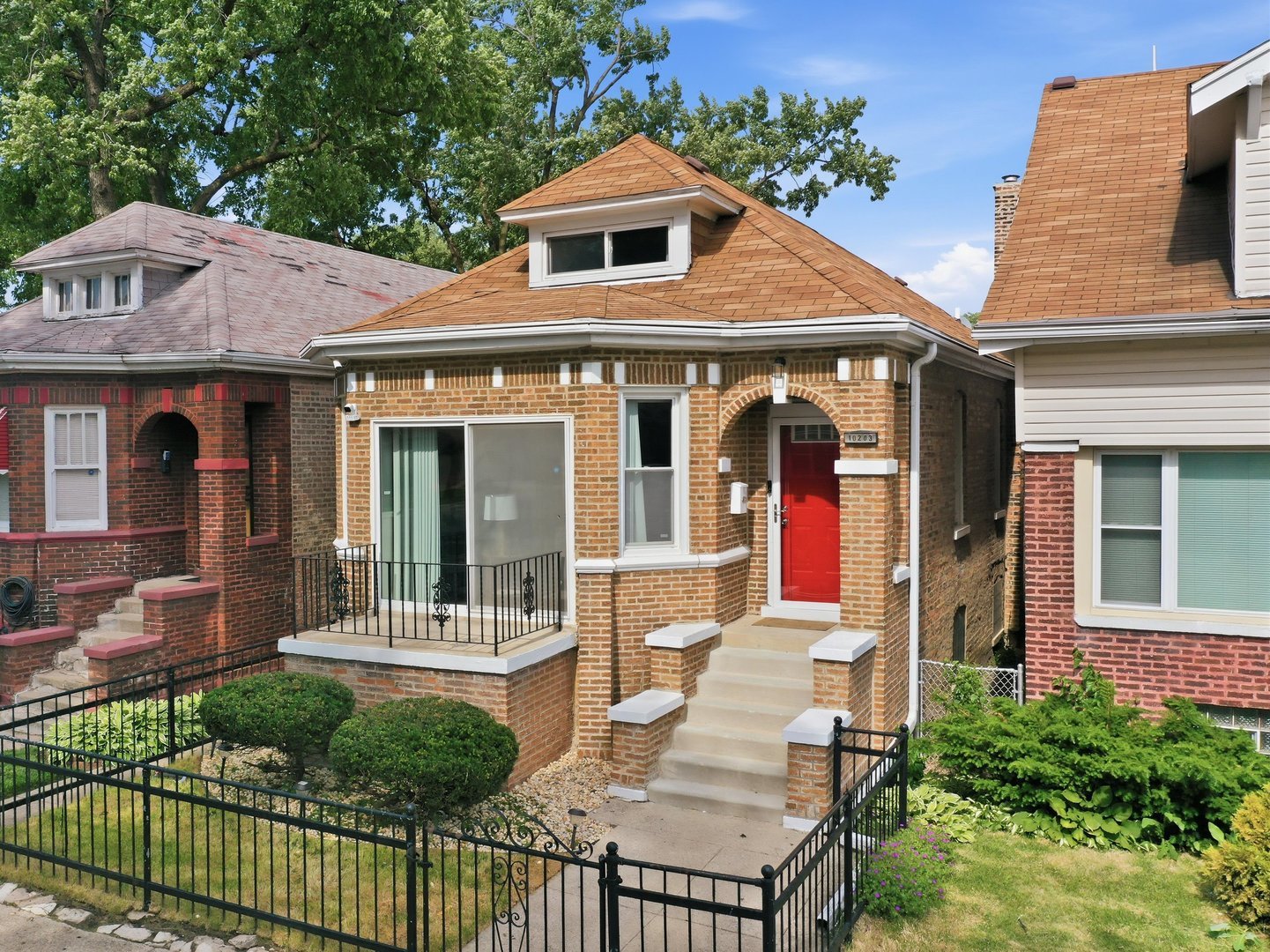 10203 S Sangamon Street