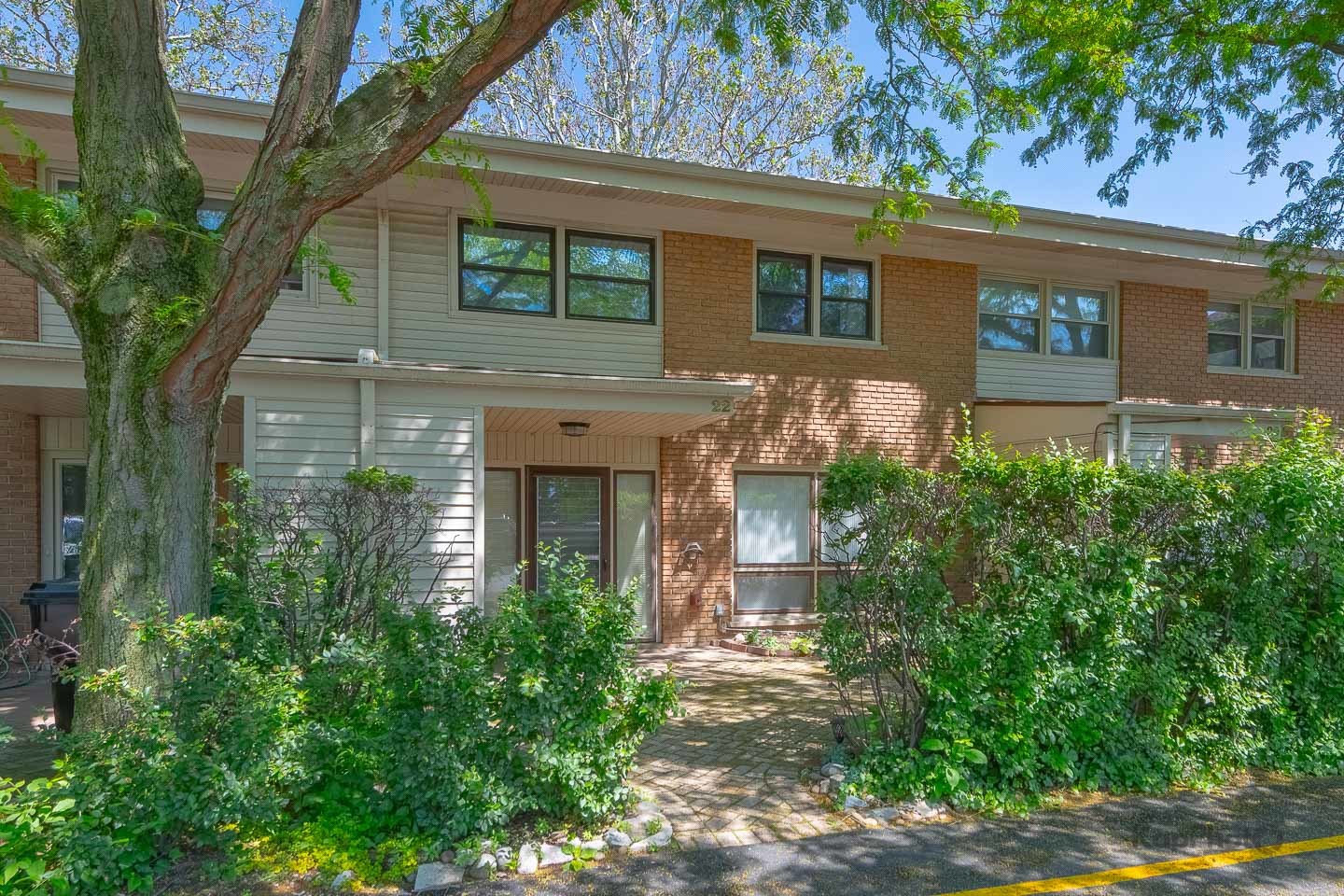 22 N DEE Road Unit: 22