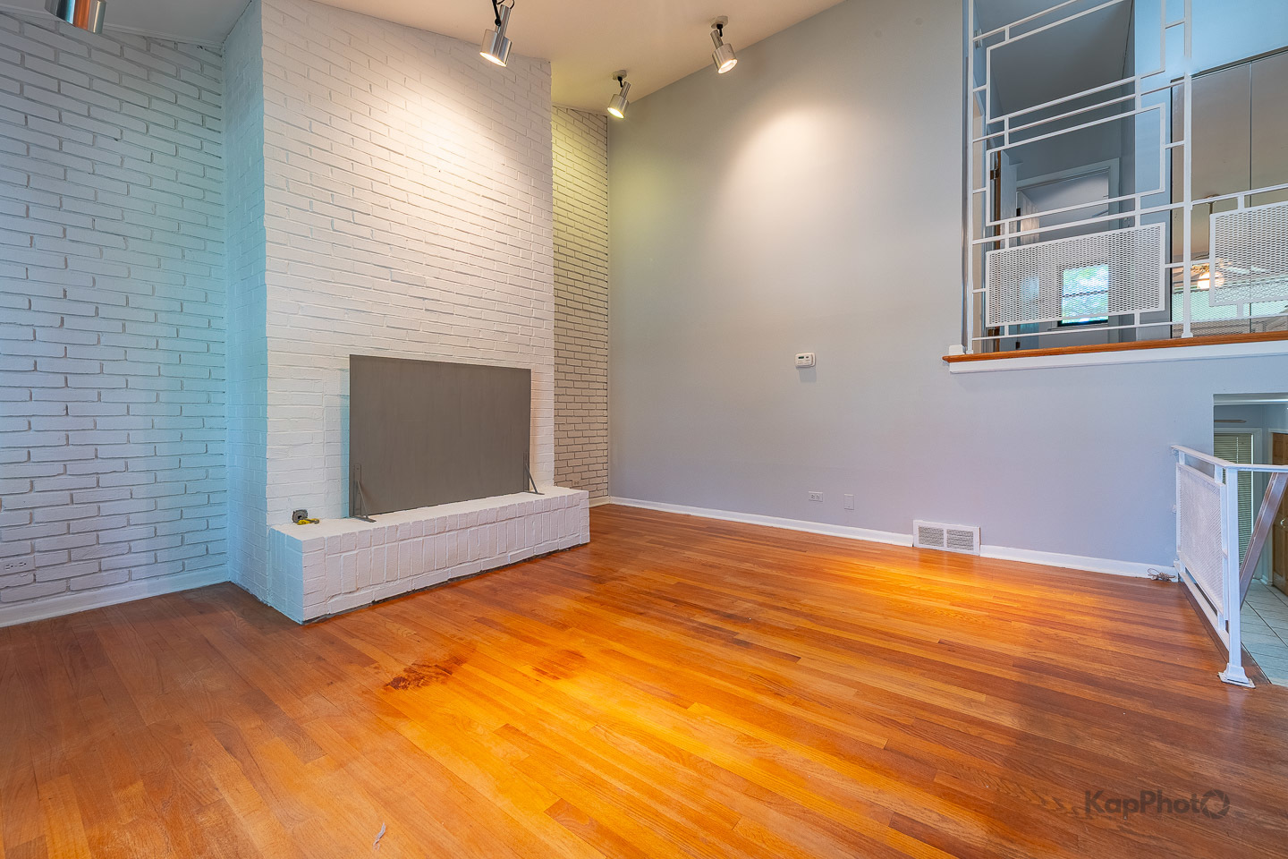 22 N DEE Road Unit: 22