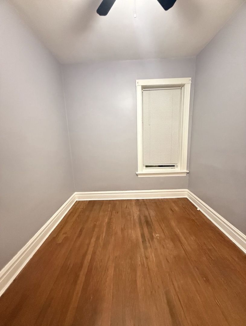 7031 S Laflin Street Unit: 1