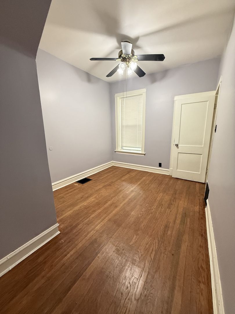 7031 S Laflin Street Unit: 1