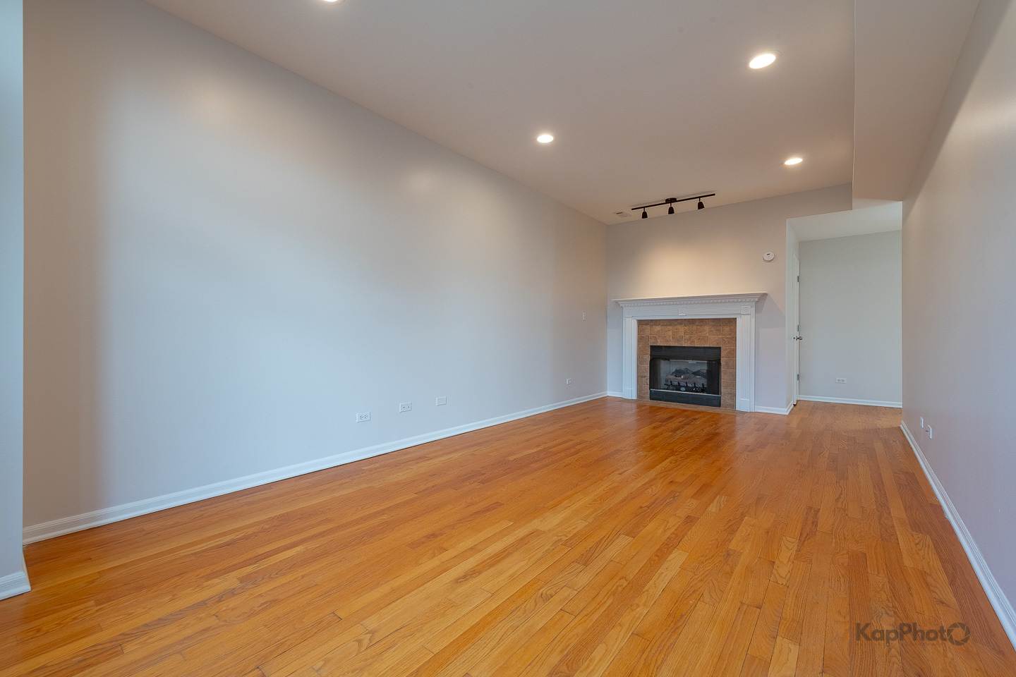 2226 W Monroe Street Unit: 3
