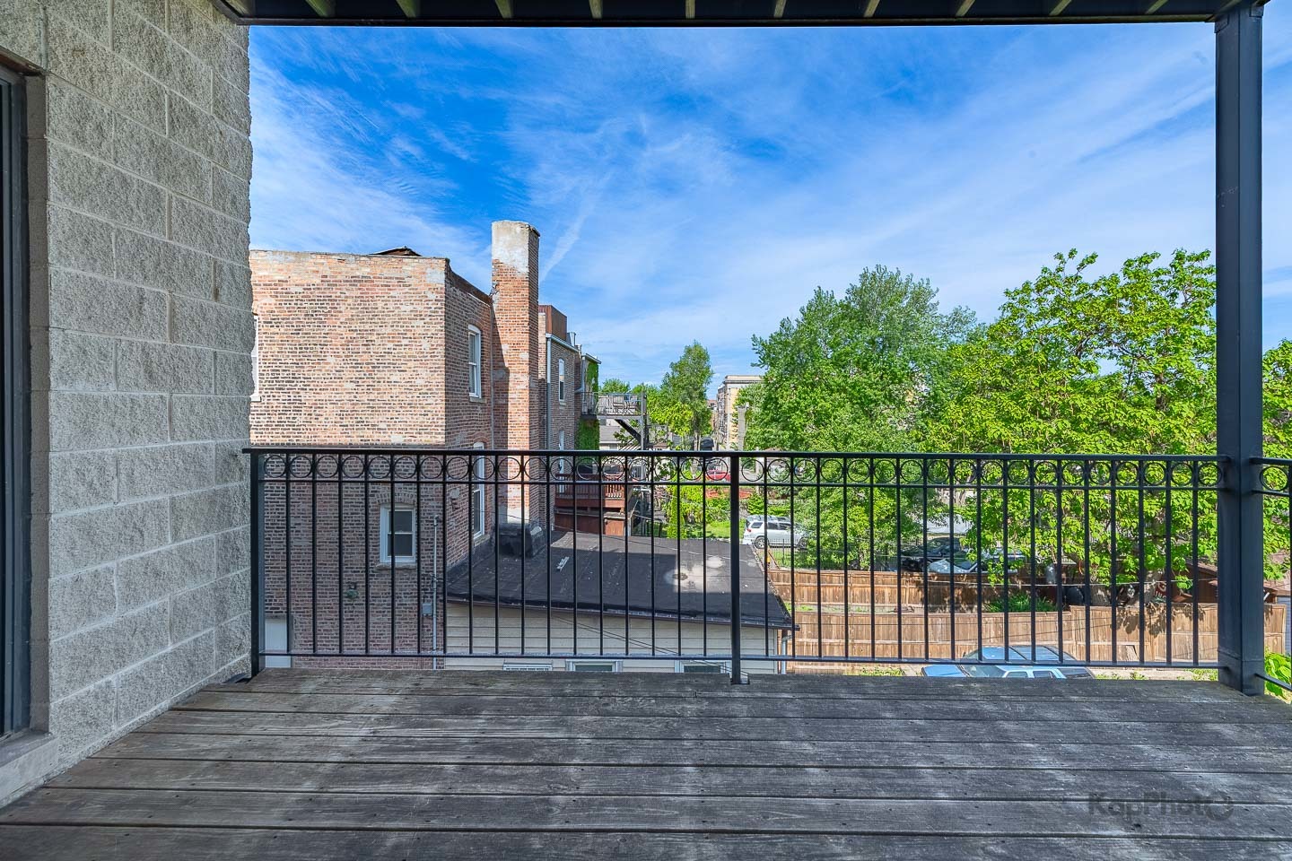 2226 W Monroe Street Unit: 3