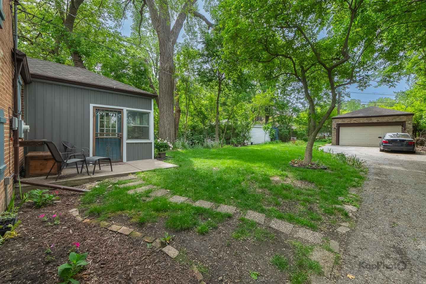 2139 W 115th Street