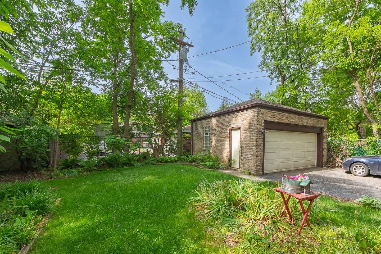 2139 W 115th Street