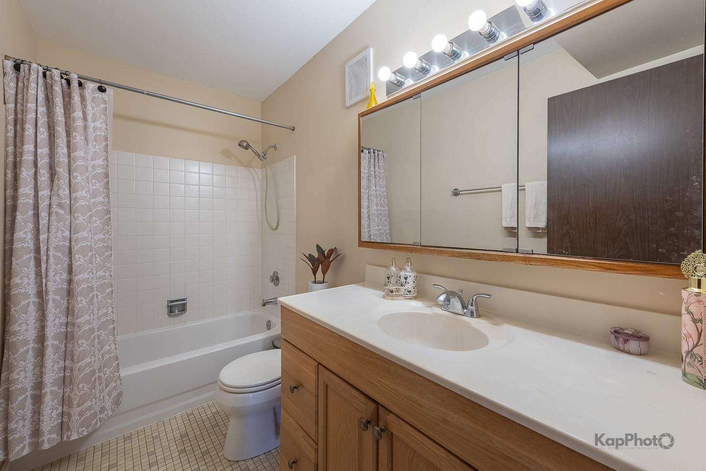 729 Limerick Lane Unit: 2D