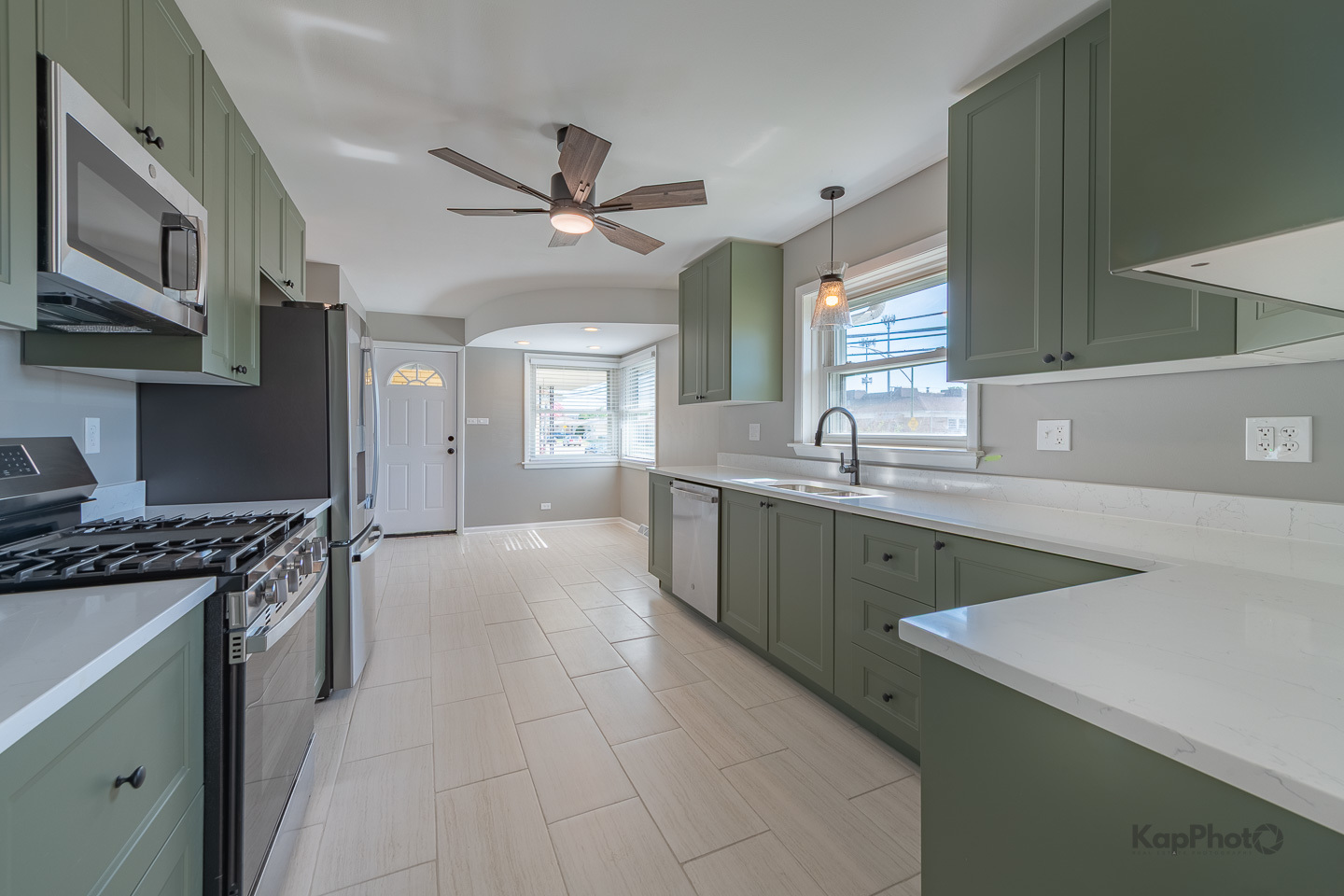 8500 W Carmen Avenue