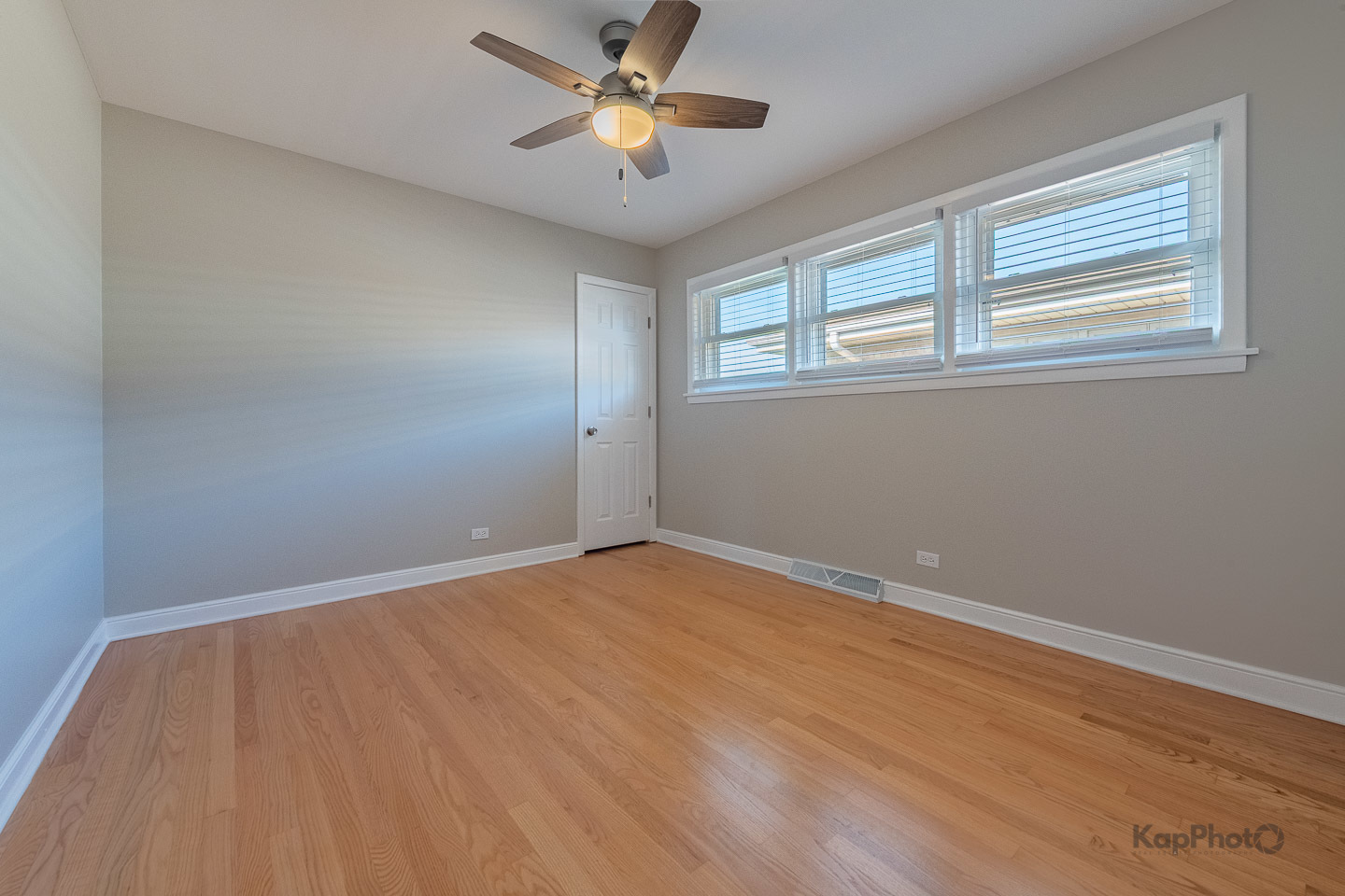 8500 W Carmen Avenue