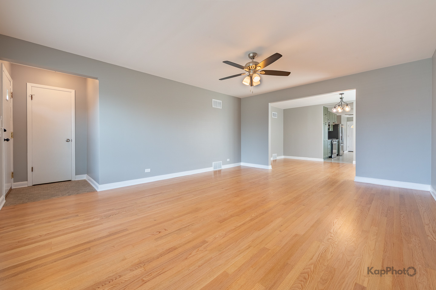 8500 W Carmen Avenue