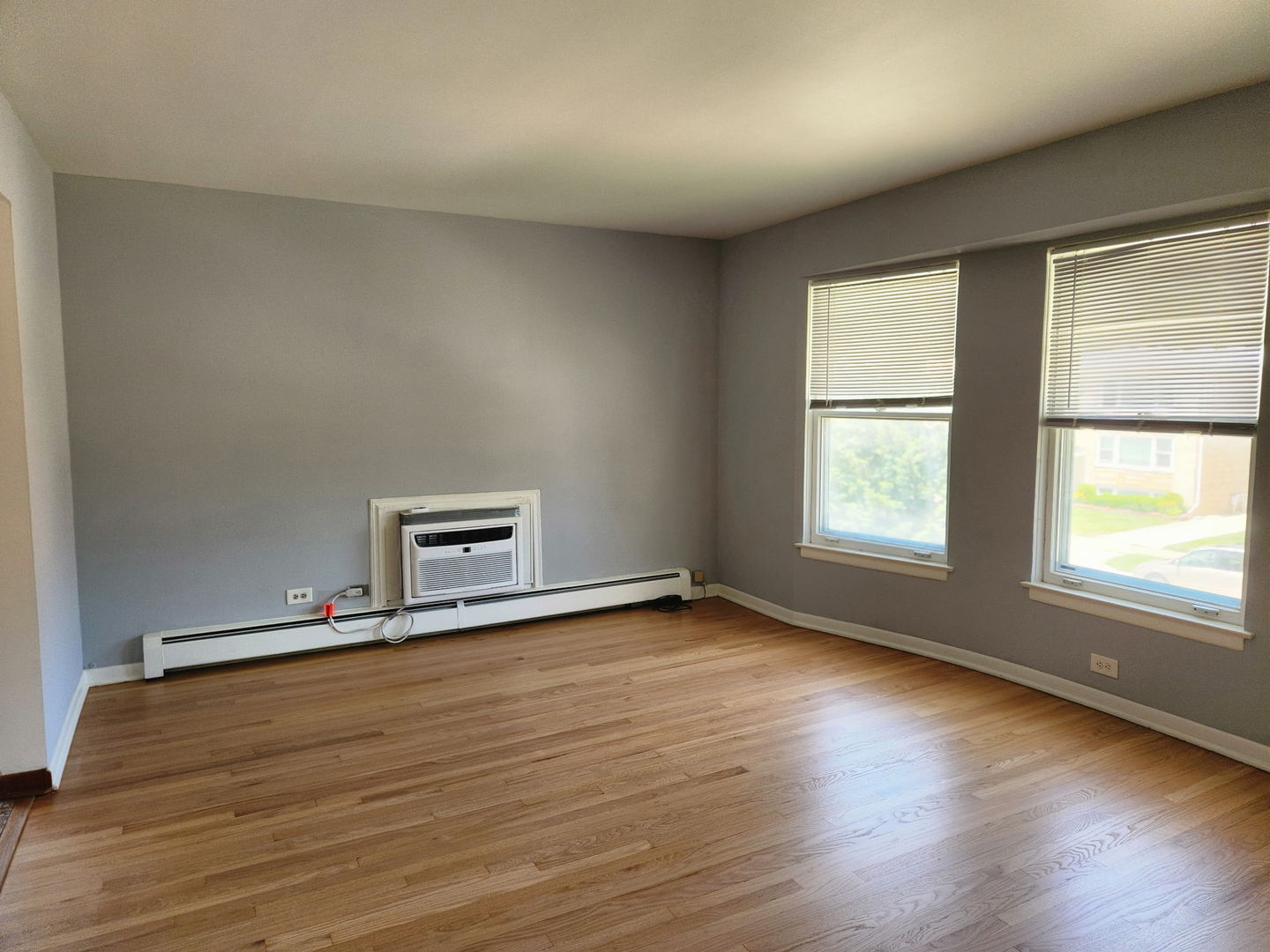 8417 W Berwyn Avenue Unit: 2
