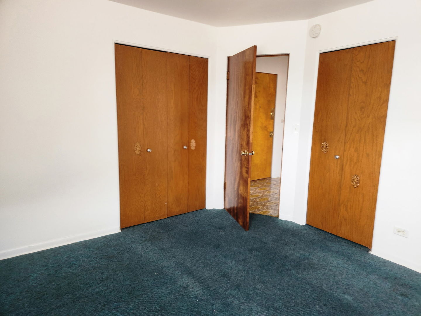 8417 W Berwyn Avenue Unit: 2