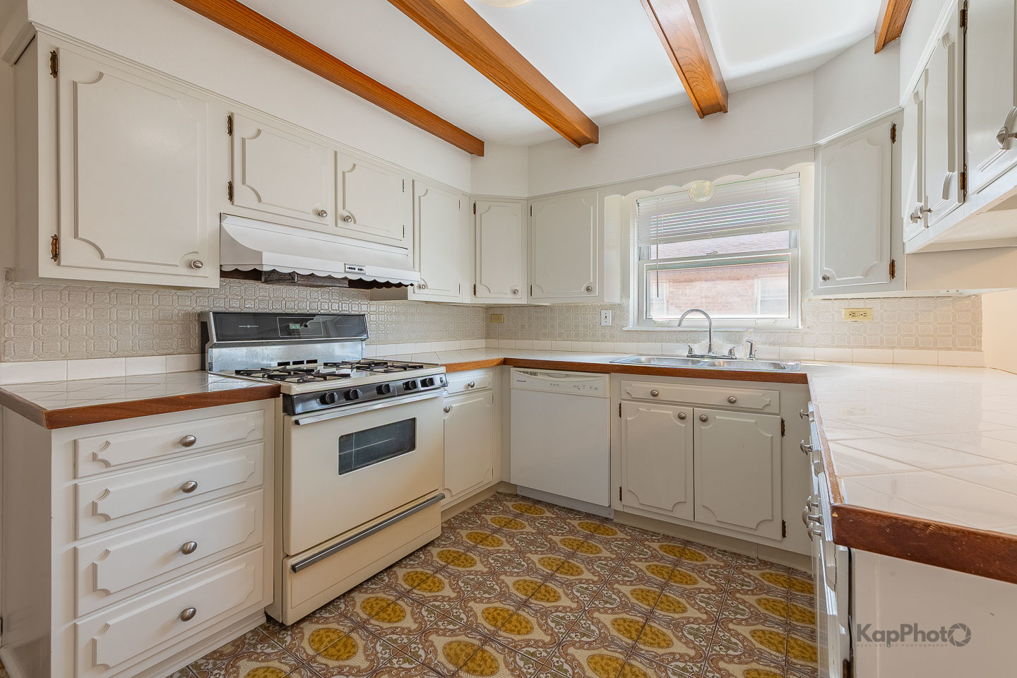 8417 W Berwyn Avenue Unit: 2