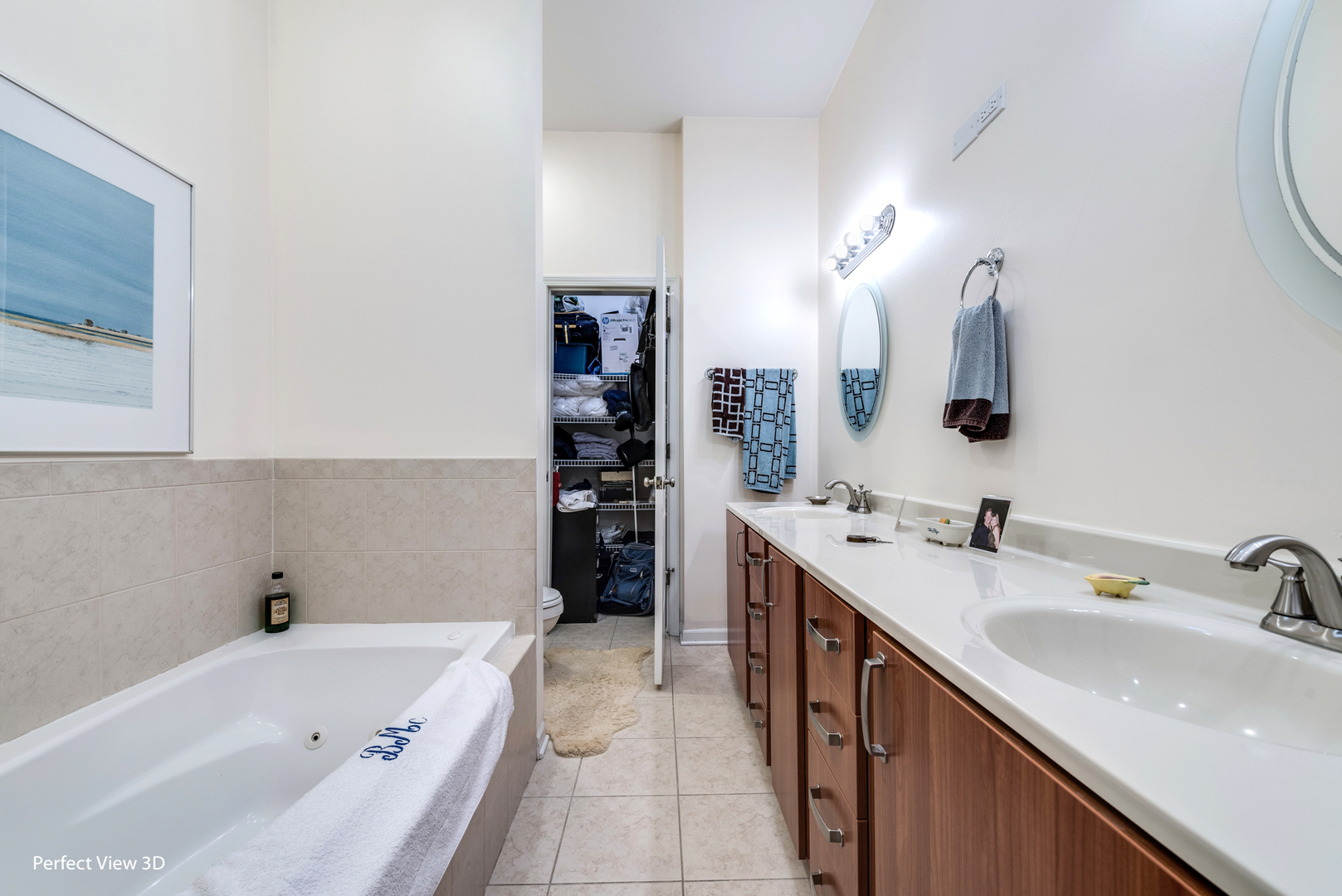 4545 S Drexel Boulevard Unit: 2B