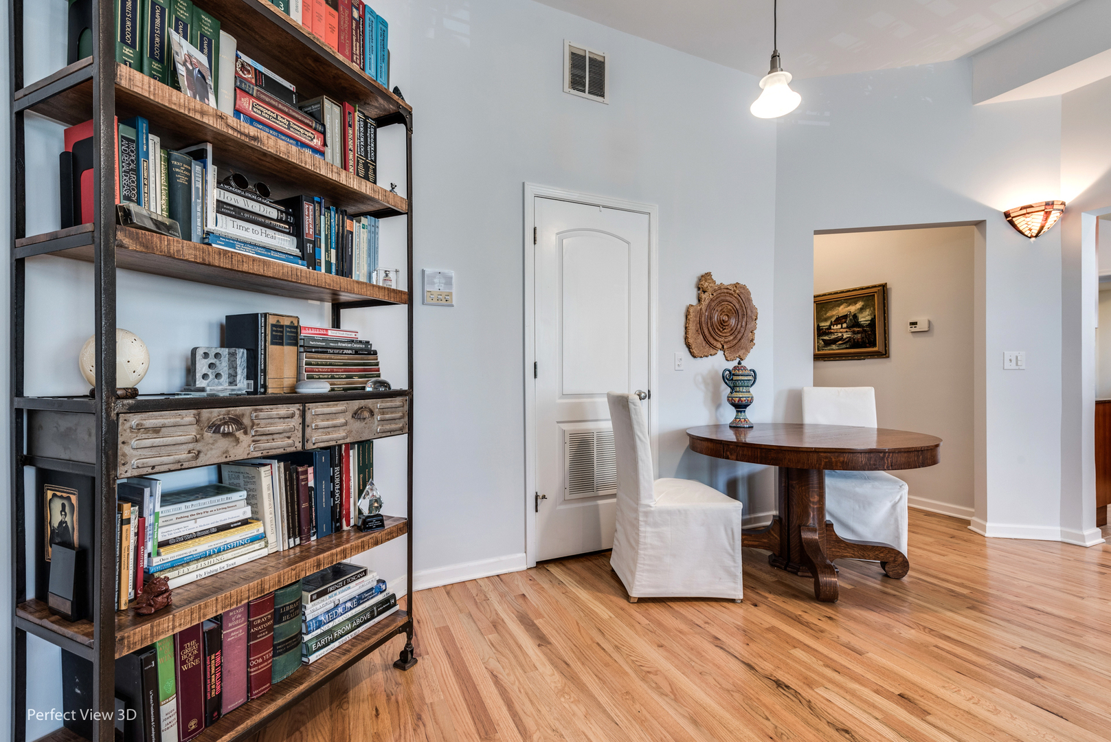4545 S Drexel Boulevard Unit: 2B