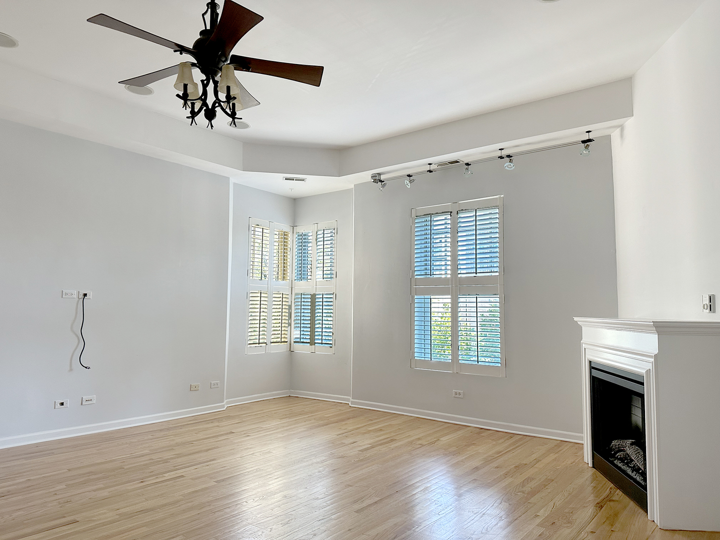 4545 S Drexel Boulevard Unit: 2B