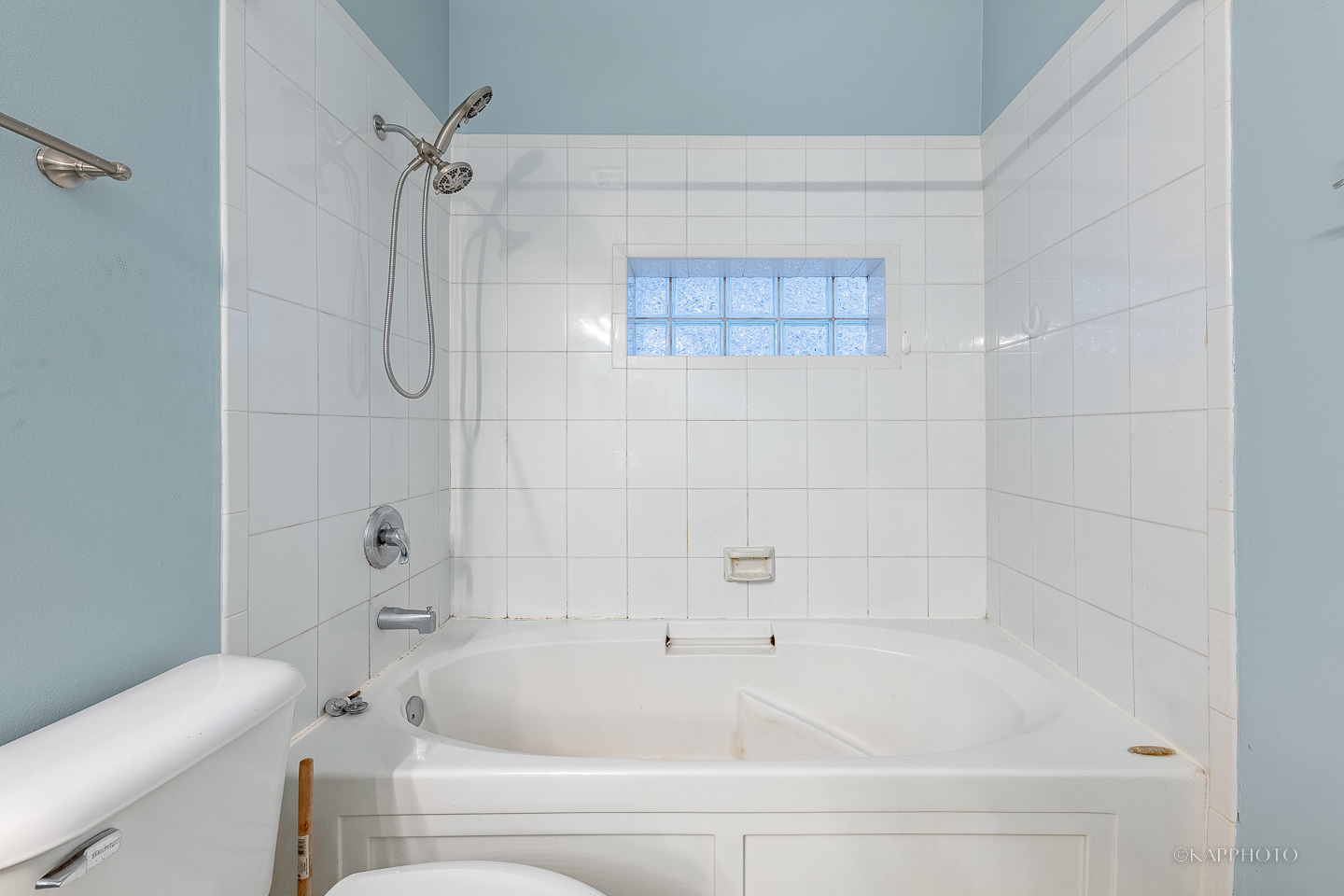 1344 W Grenshaw Street Unit: A