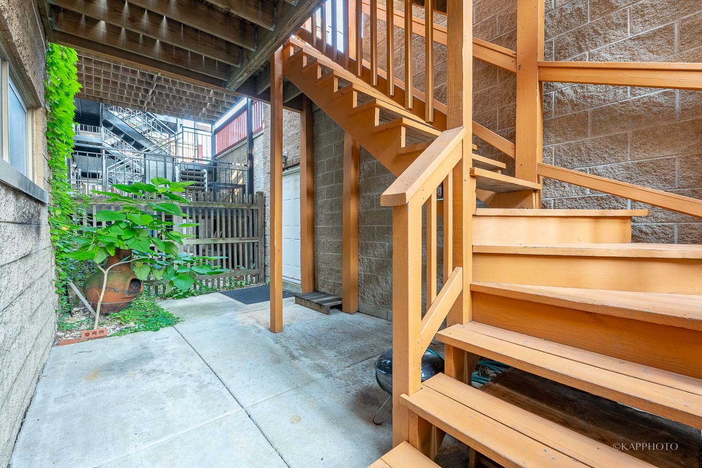 1344 W Grenshaw Street Unit: A