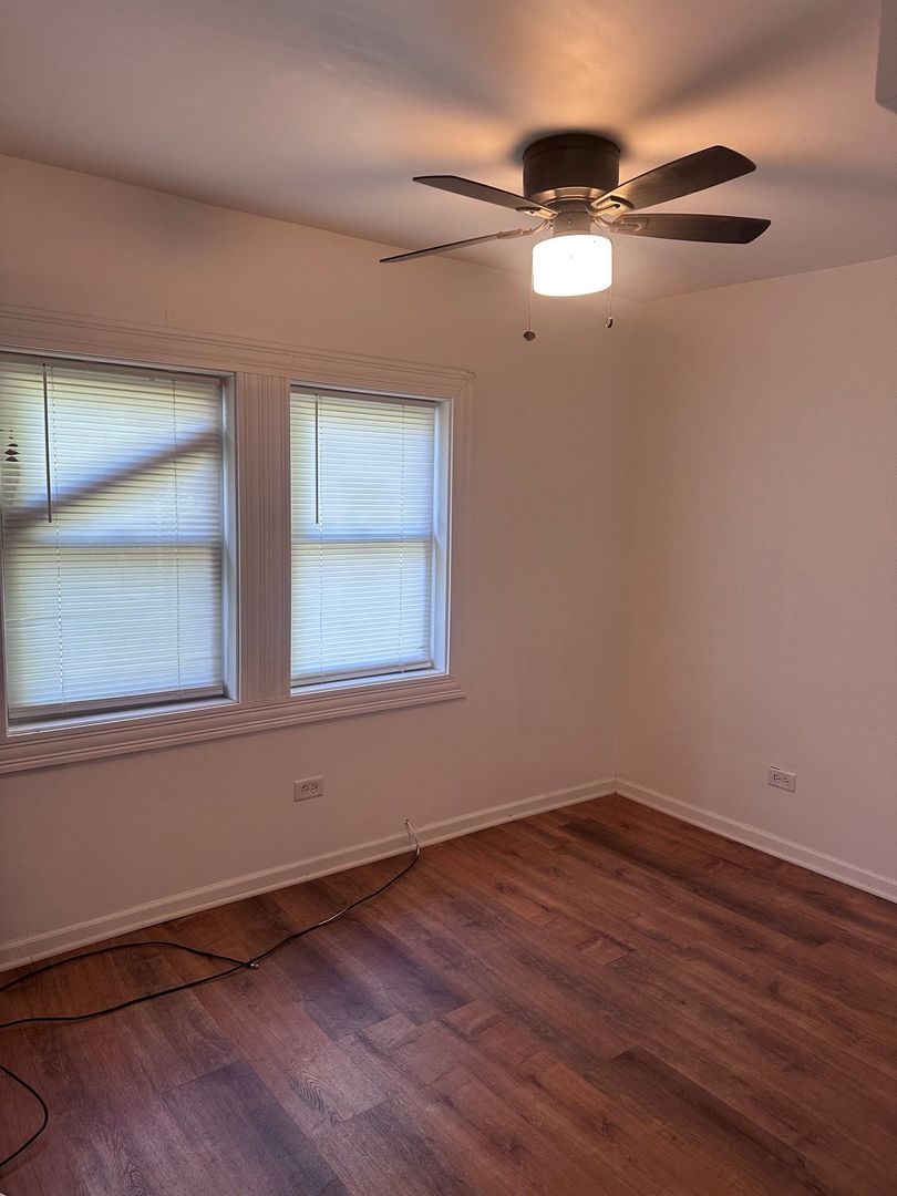 526 E 154th Place
