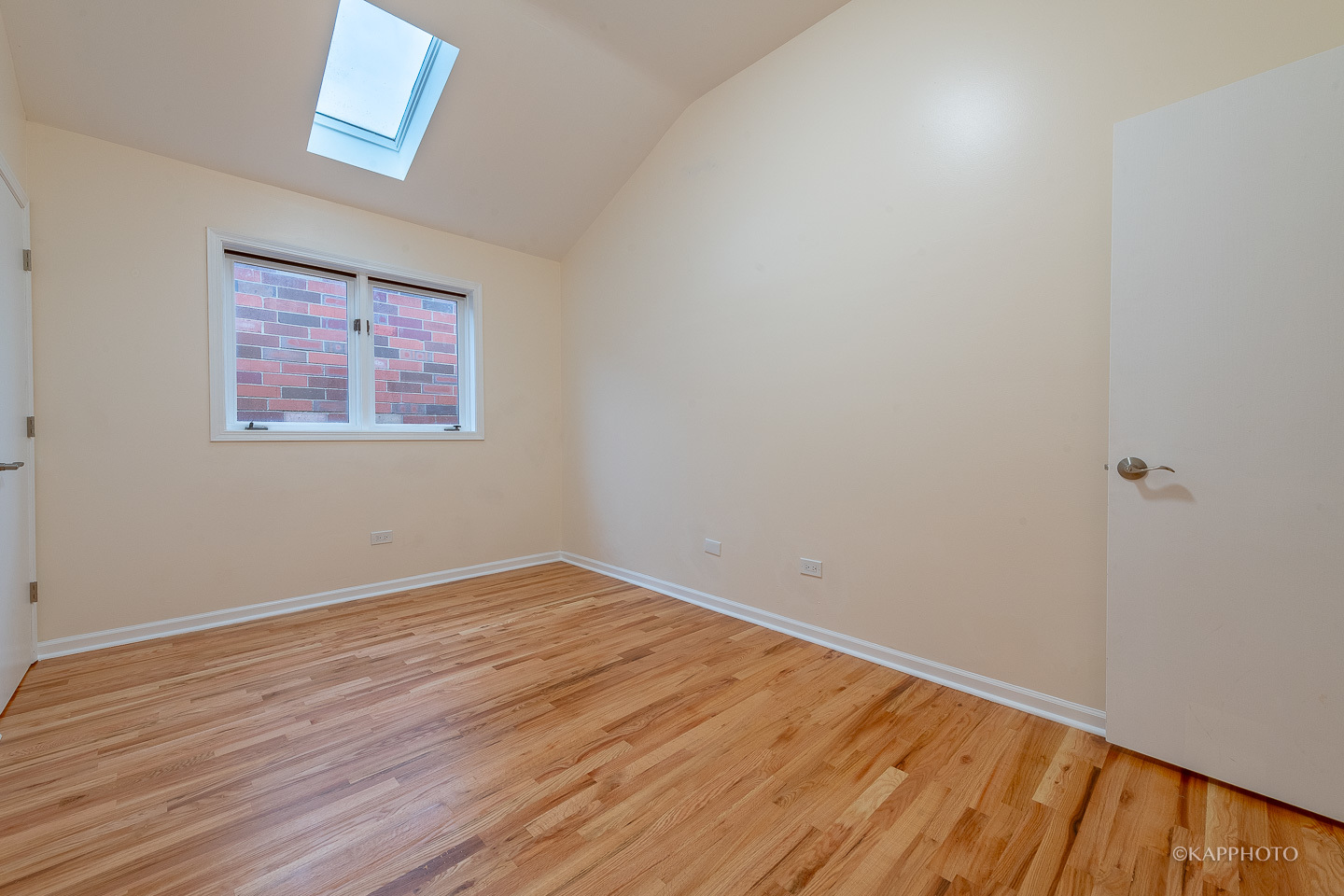 2435 W Polk Street Unit: 3