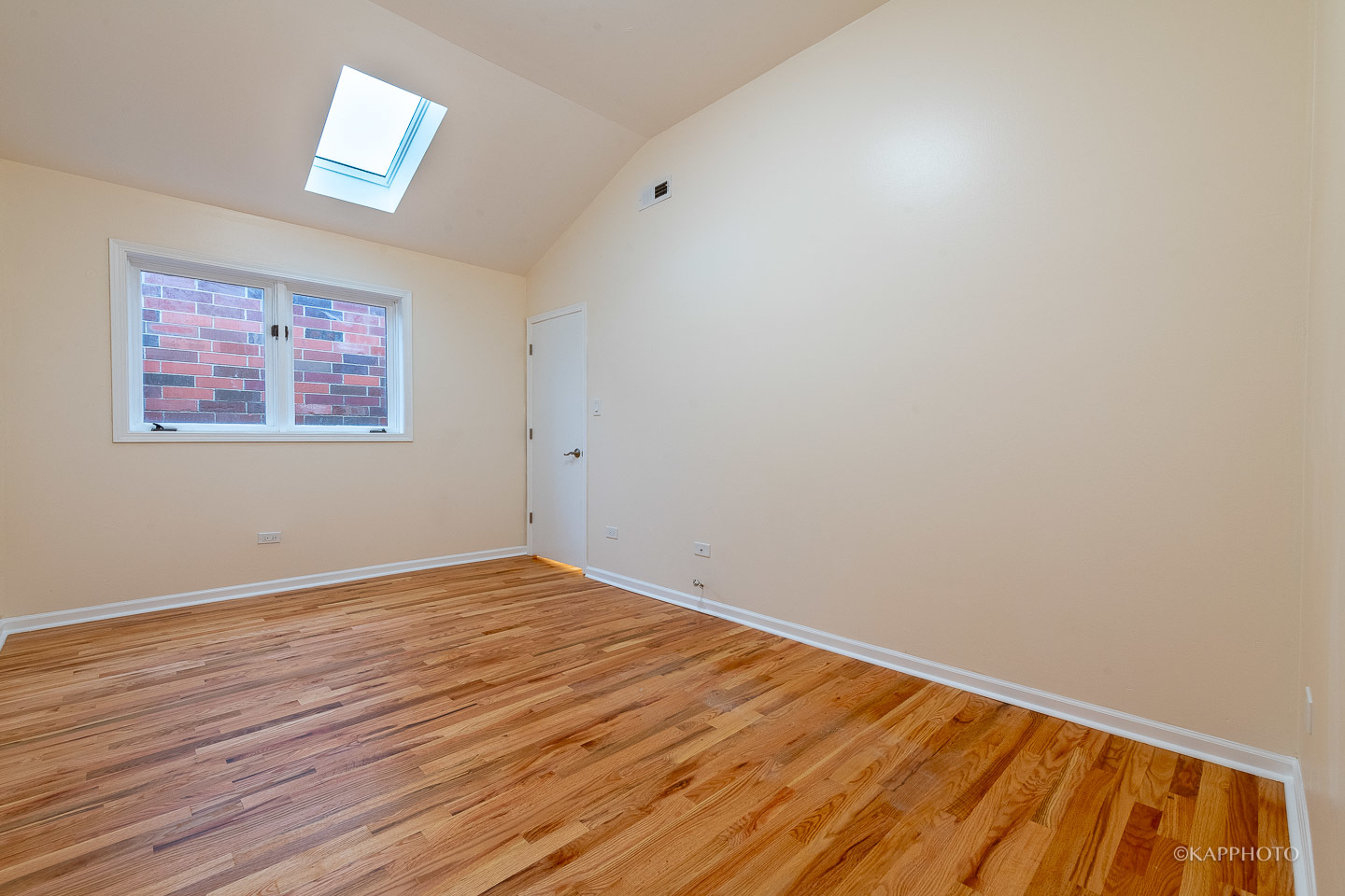 2435 W Polk Street Unit: 3