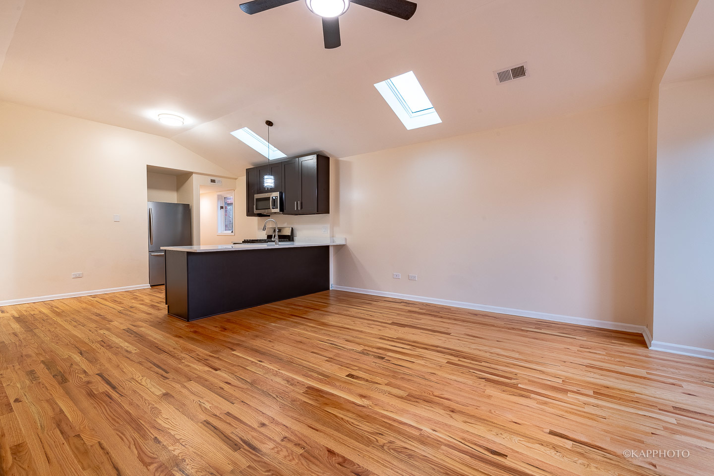 2435 W Polk Street Unit: 3