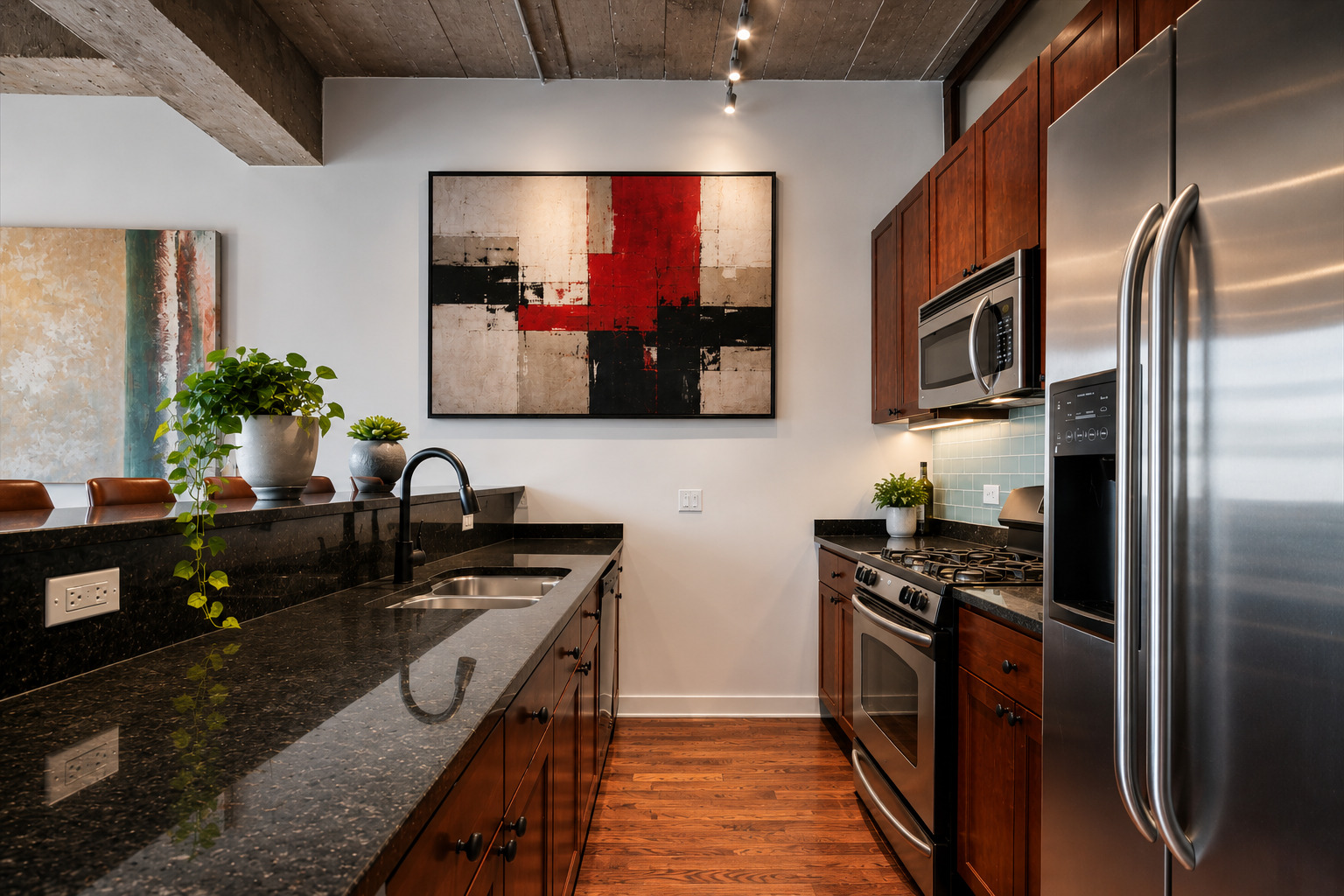 1150 W 15TH Street Unit: 302