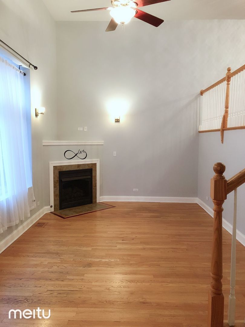 3607 W 53rd Street Unit: 5