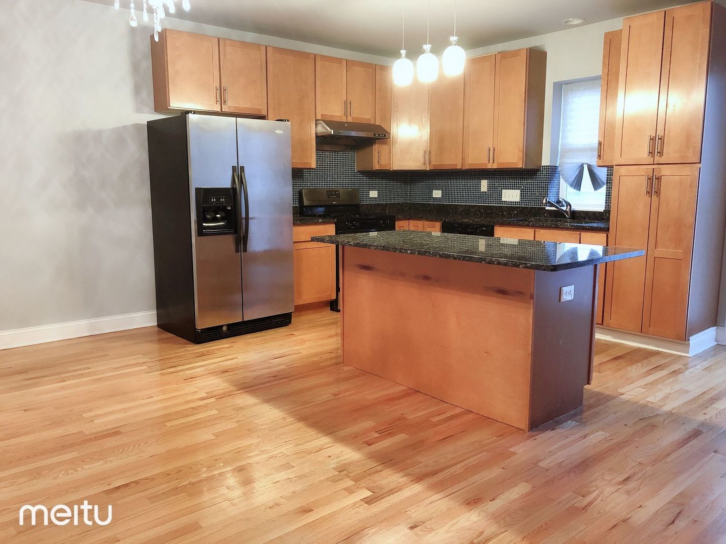 3607 W 53rd Street Unit: 5