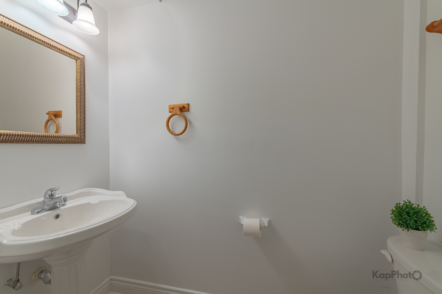 3607 W 53rd Street Unit: 5
