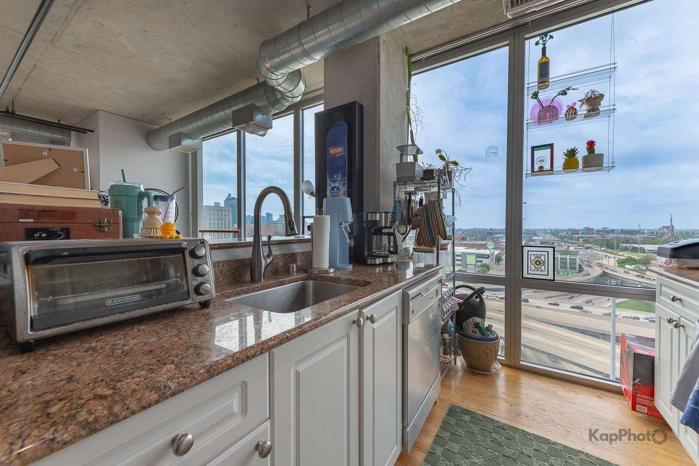 700 W Van Buren Street Unit: 1404