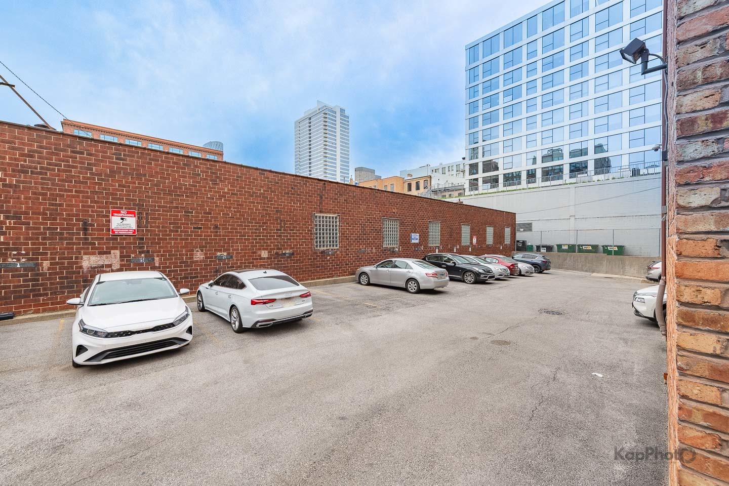 812 W Van Buren Street Unit: 3C