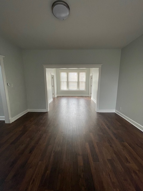 916 W 68th Street W Unit: 1W