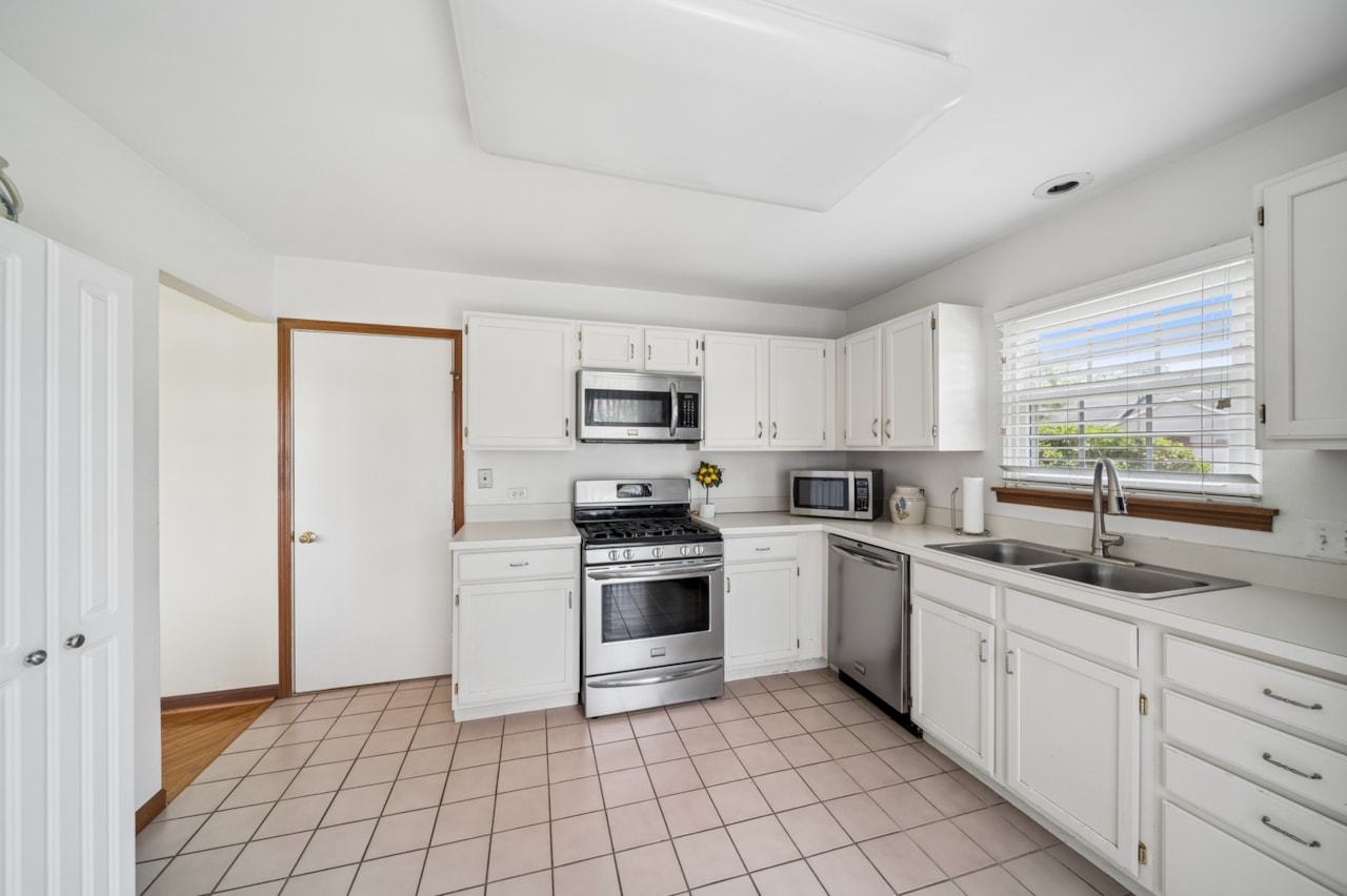 20826 W. Torrey Pines Lane