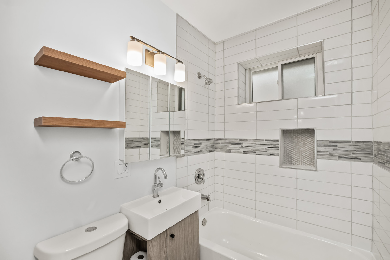 1732 E 83rd Place