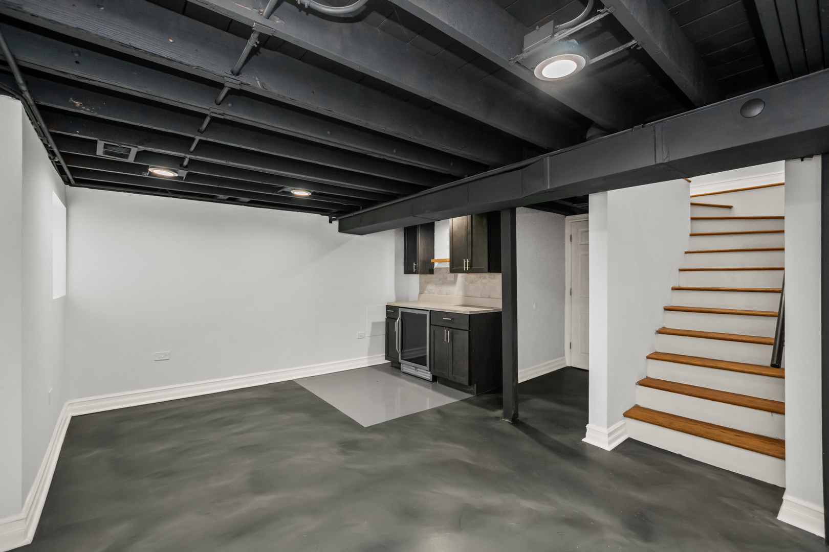 1732 E 83rd Place