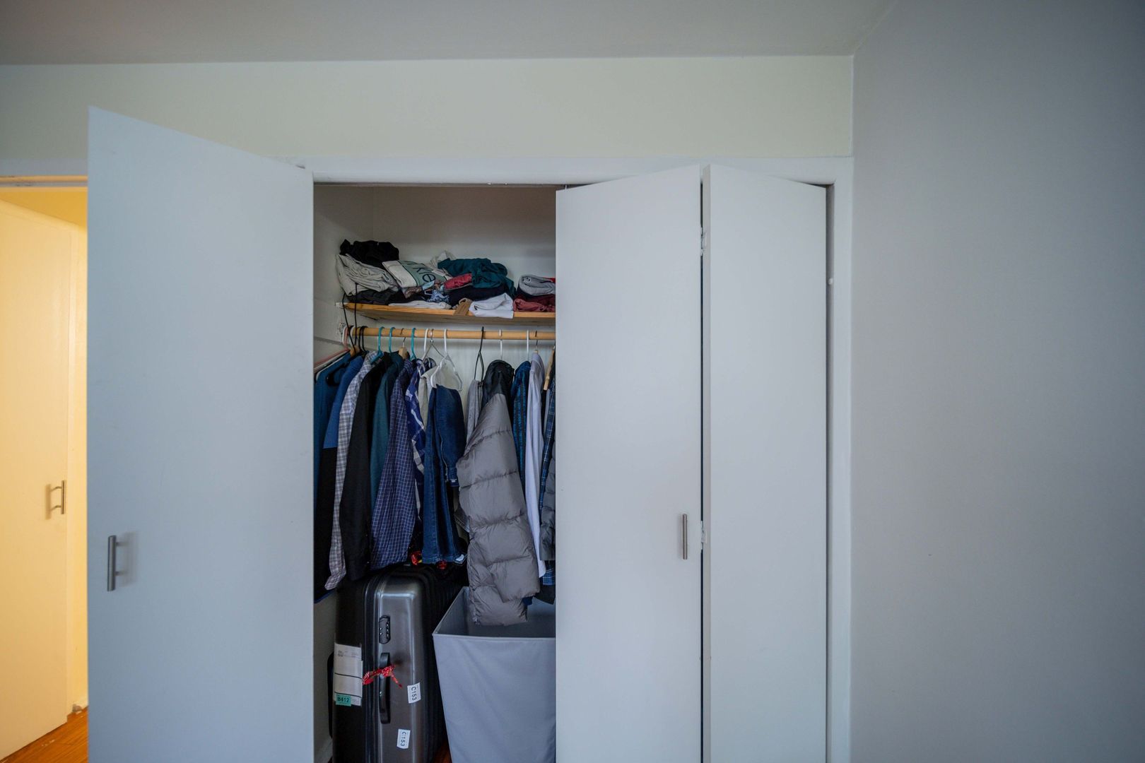 6030 N Sheridan Road Unit: 2011