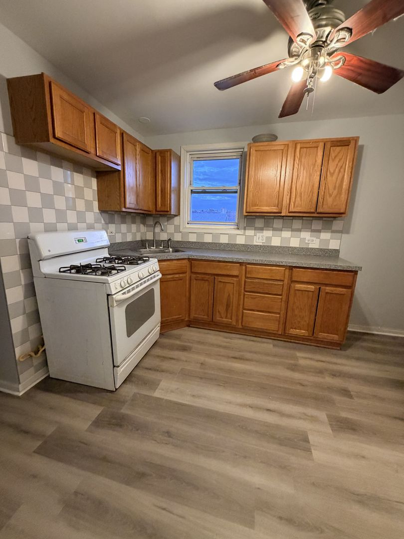 2828 S Wallace Street Unit: 3R