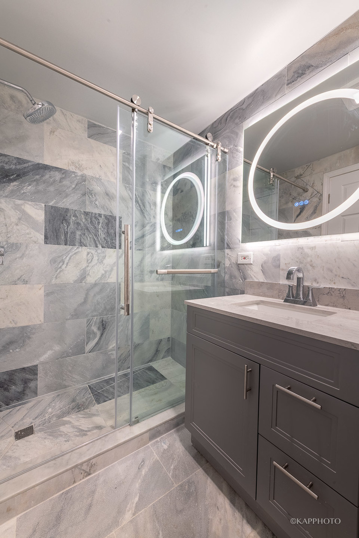 2828 S Wallace Street Unit: 3R
