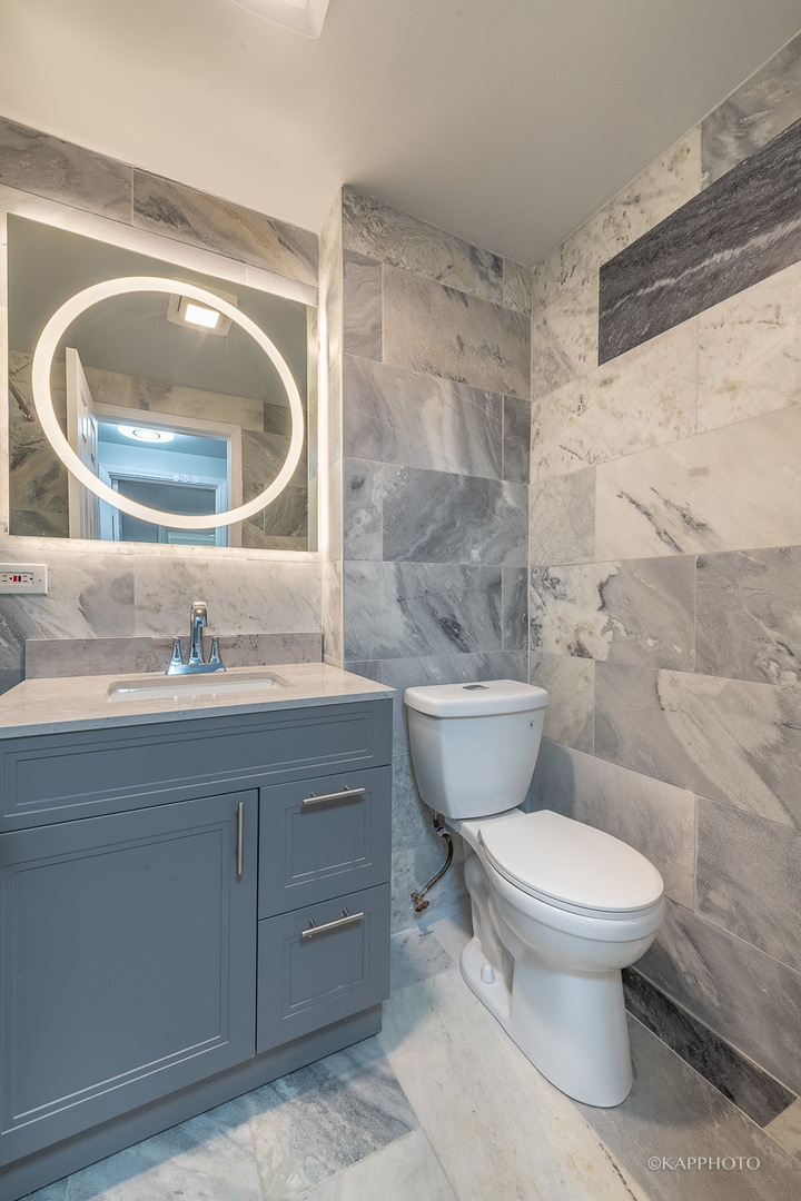 2828 S Wallace Street Unit: 3R