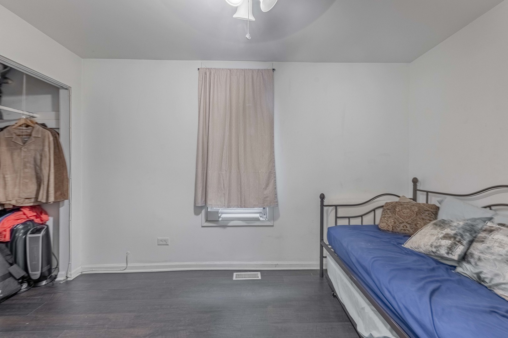 3266 S Bell Avenue Unit: 1