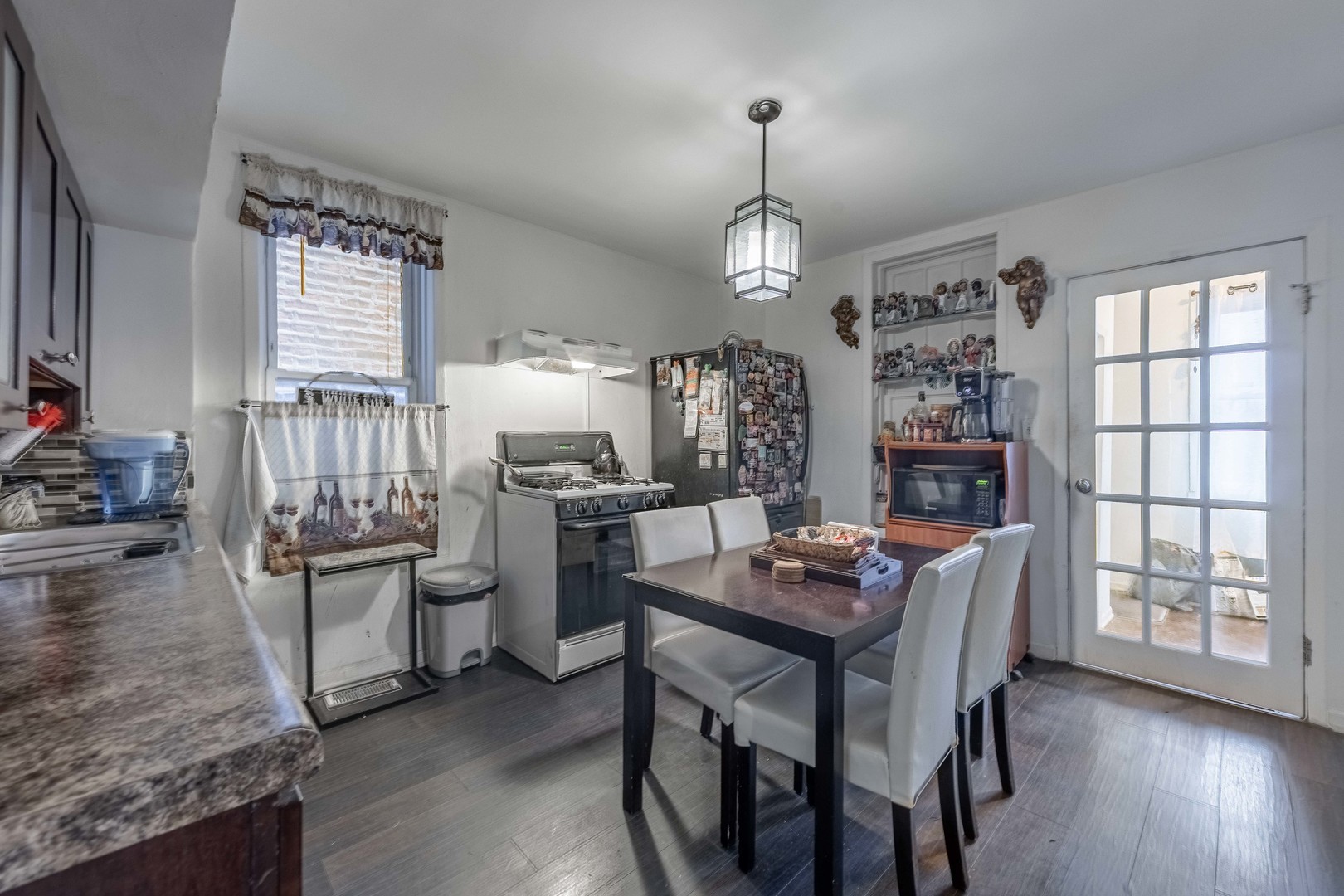 3266 S Bell Avenue Unit: 1