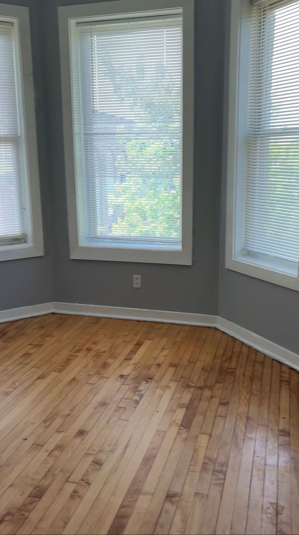 1443 S Drake Avenue Unit: 3F