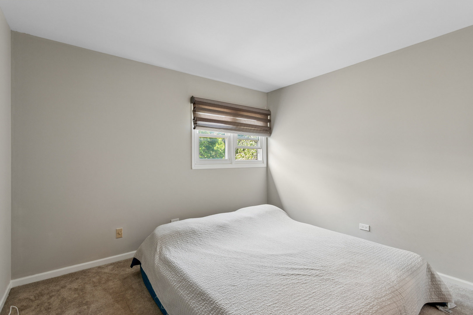 2214 Hamilton Lane
