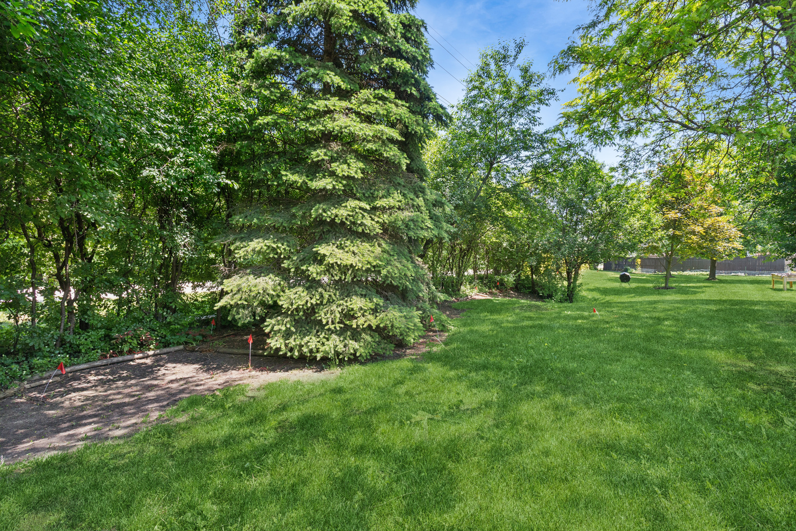2214 Hamilton Lane